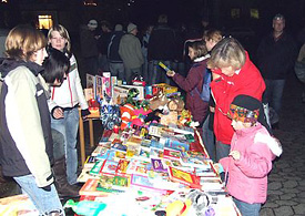 Auf dem Flohmarkt gab es echte Raritäten sehr preiswert zu kaufen